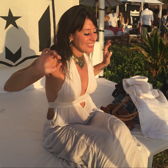 Meet your Posher, Leah B. Flippen - Picture 3 of 5